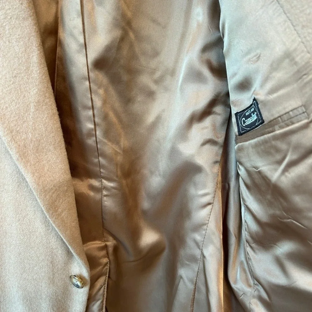 Vintage Roundtree Yorke Camel Hair Blazer Mens Made in USA 2 Button Sport Coat